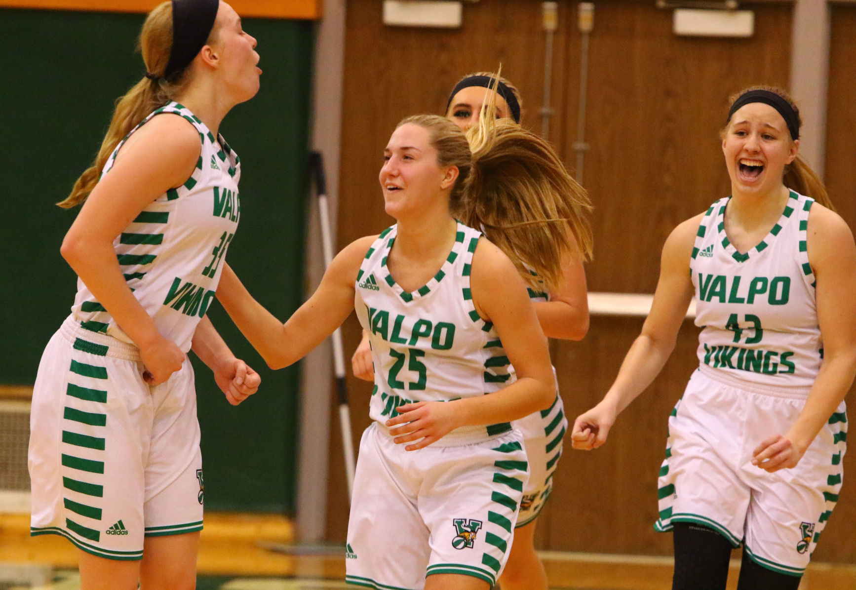 Chesterton at Valparaiso girls basketball